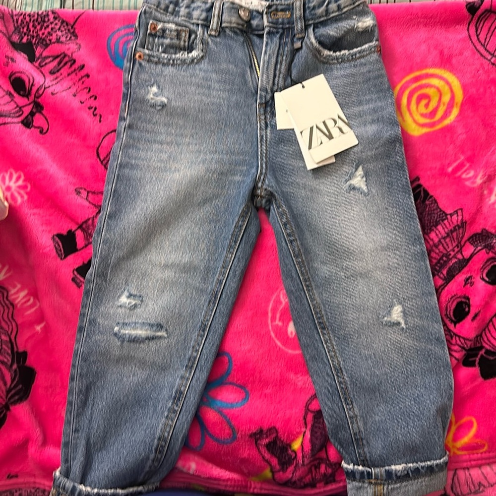 Zara girls “Mom Fit” jeans